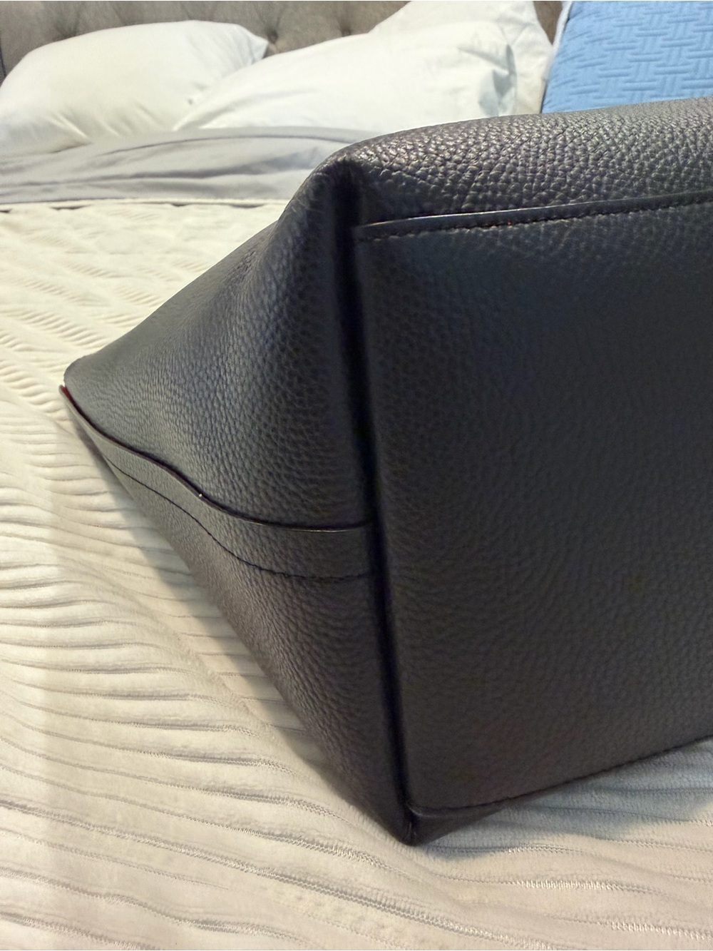 Coach Black Pebbled Leather Tote Bag with Red Leather interior - Picture 5 of 10